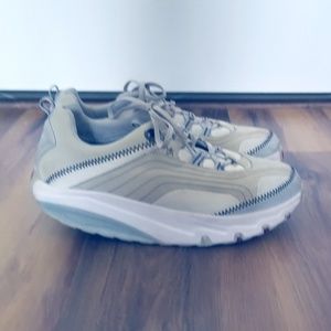 Like New - MBT Chapa Rocker Walker Tennis Shoes